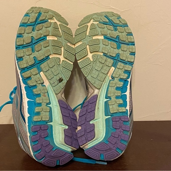 Brooks Adrenaline GTS 16 Women's Size 9 US Running Shoes Sixteenth Edition - Picture 9 of 11